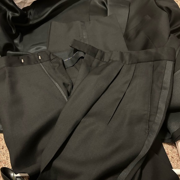 hart schaffner marx tuxedo 42S - Picture 10 of 10